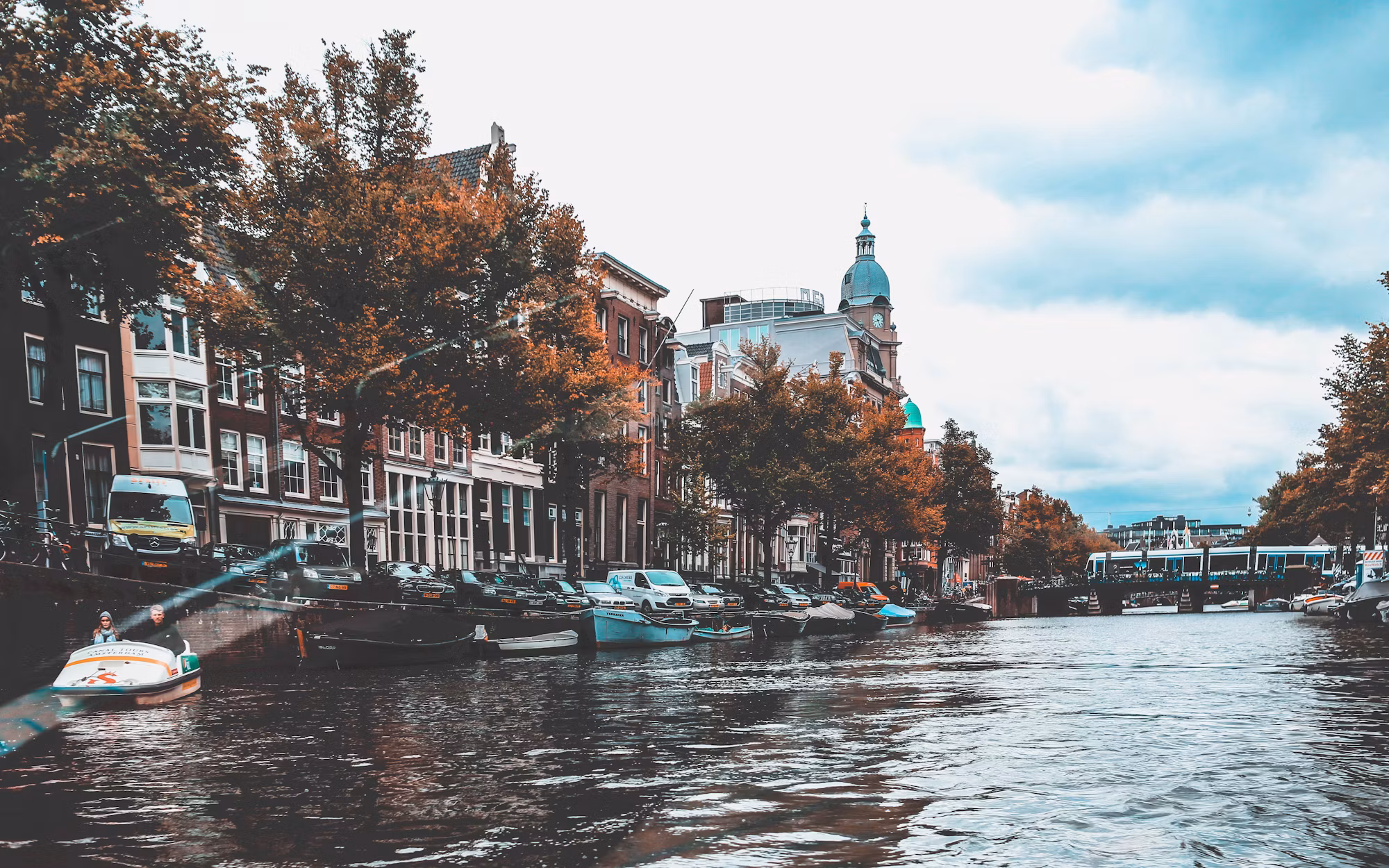 The Art of Travel: Discovering Unique Experiences Around the Globe